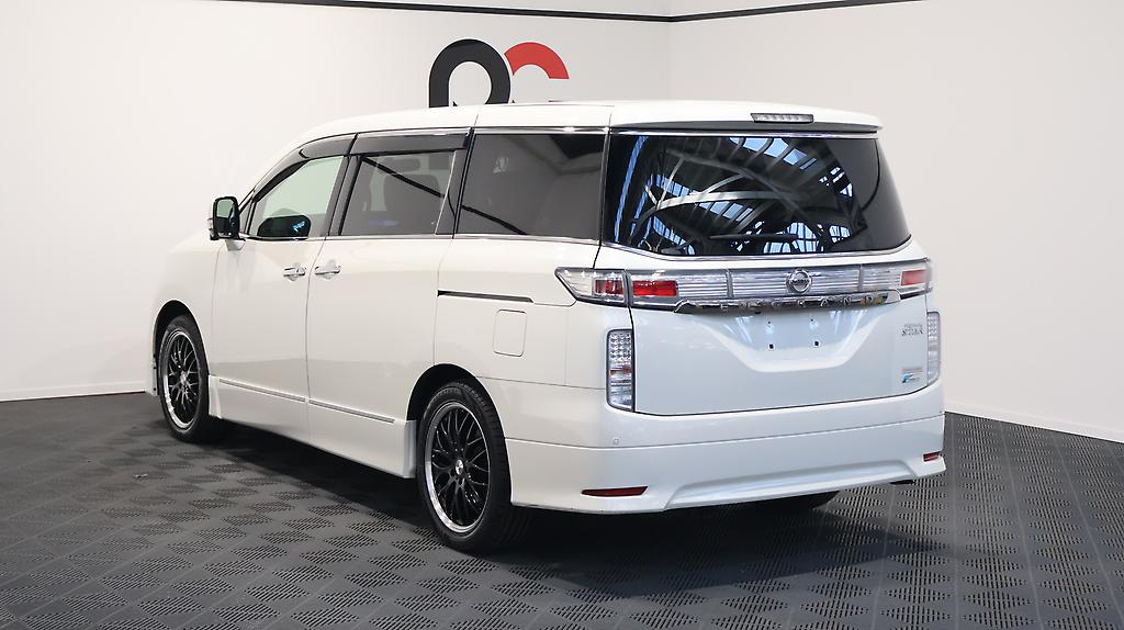 2012 Nissan Elgrand 250 Highway Star Urban Chrome image 326423