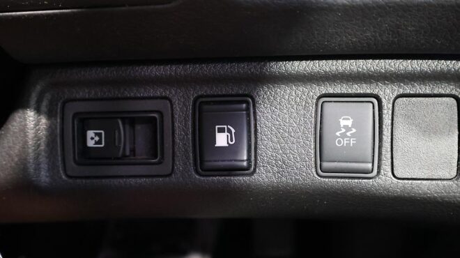 2018 Nissan Navara ST 2.3D/4WD/7AM/UT/4 image 322010