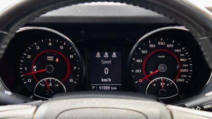 2013 Holden Commodore VF SV6 SDN AT NZ NEW Tints image 321170