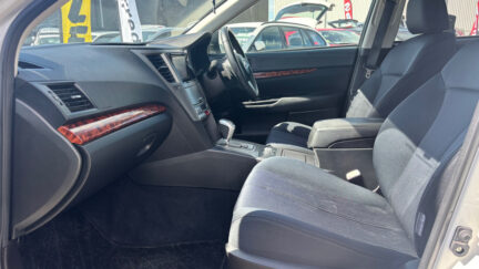 2010 Subaru Legacy 2.5LTR  AWD , CRUISE CONTROL image 322180