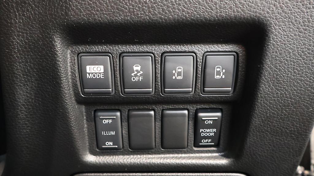 2012 Nissan Elgrand Rider Black Line image 325866