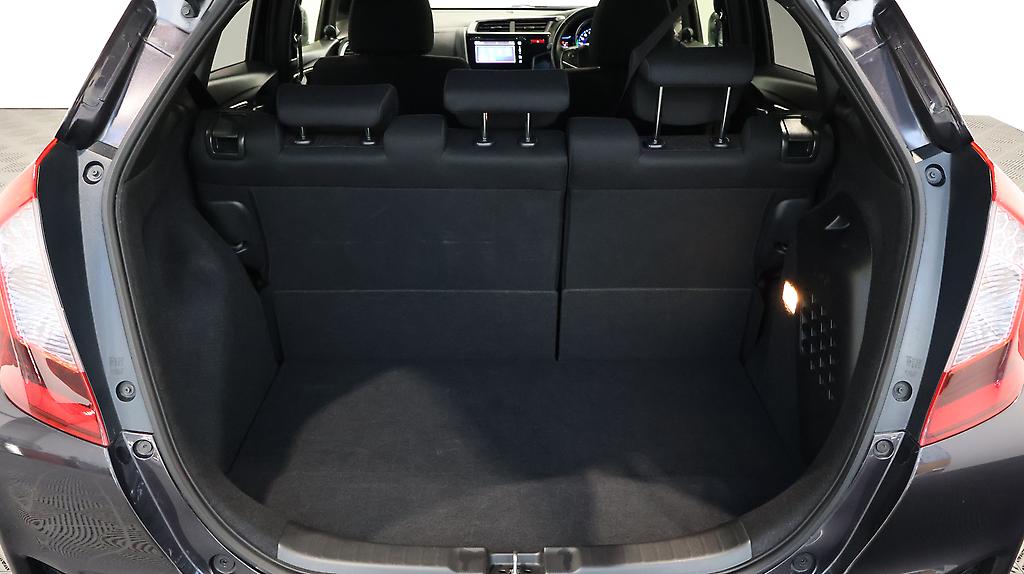 2015 Honda Fit Hybrid S Pkg image 325147