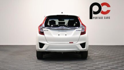 2013 Honda Fit Hybrid L Package image 323776