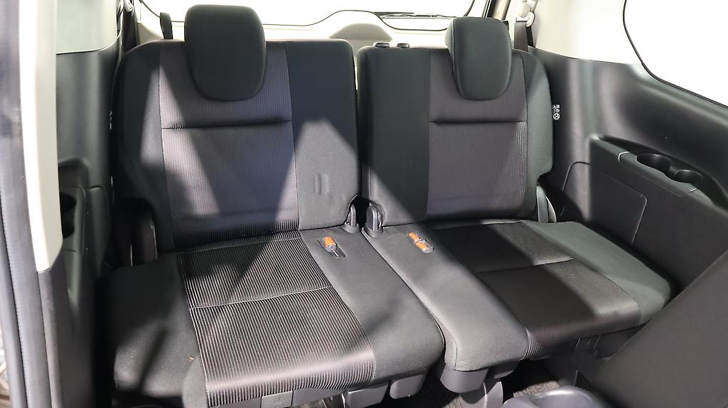 2017 Nissan Serena image 325016