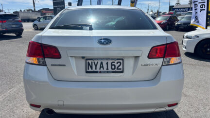 2010 Subaru Legacy 2.5LTR  AWD , CRUISE CONTROL image 322178