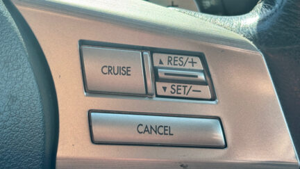 2010 Subaru Legacy 2.5LTR  AWD , CRUISE CONTROL image 322191