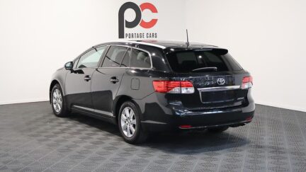 2014 Toyota Avensis Wagon image 325191