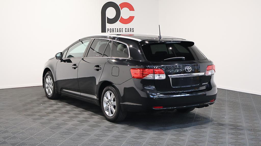 2014 Toyota Avensis Wagon image 325191