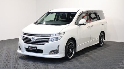 2012 Nissan Elgrand 250 Highway Star Urban Chrome image 326422