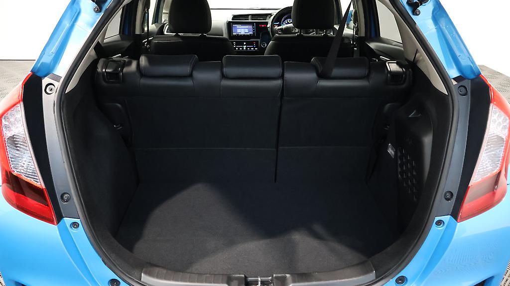 2015 Honda Fit Hybrid L Package image 324183