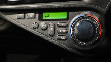 2012 Toyota Aqua Push Button Start – Hybrid image 322470