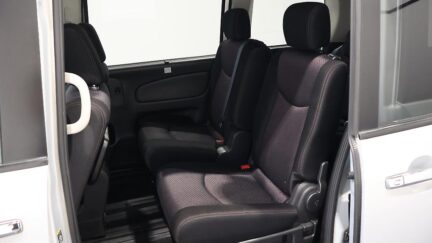 2013 Nissan Serena image 323491