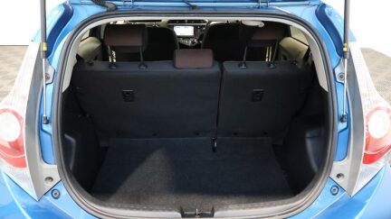 2012 Toyota Aqua Push Button Start image 323053