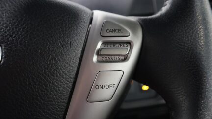 2014 Nissan Serena Highway Star S-Hybrid image 324175