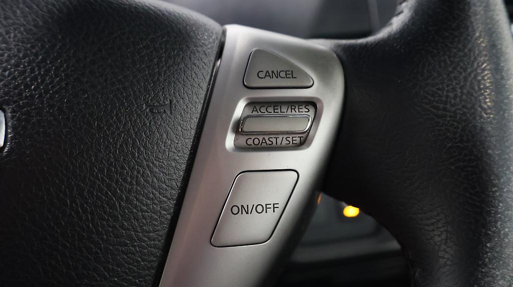 2014 Nissan Serena Highway Star S-Hybrid image 324175