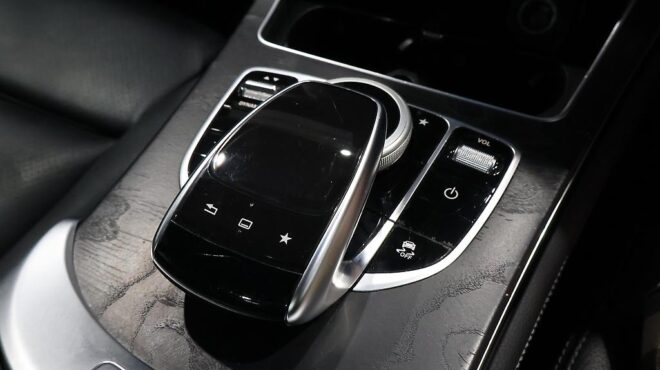 2016 Mercedes-benz Glc 220 NZ NEW GLC220D 2.1D/9AT/SW AMG image 322538