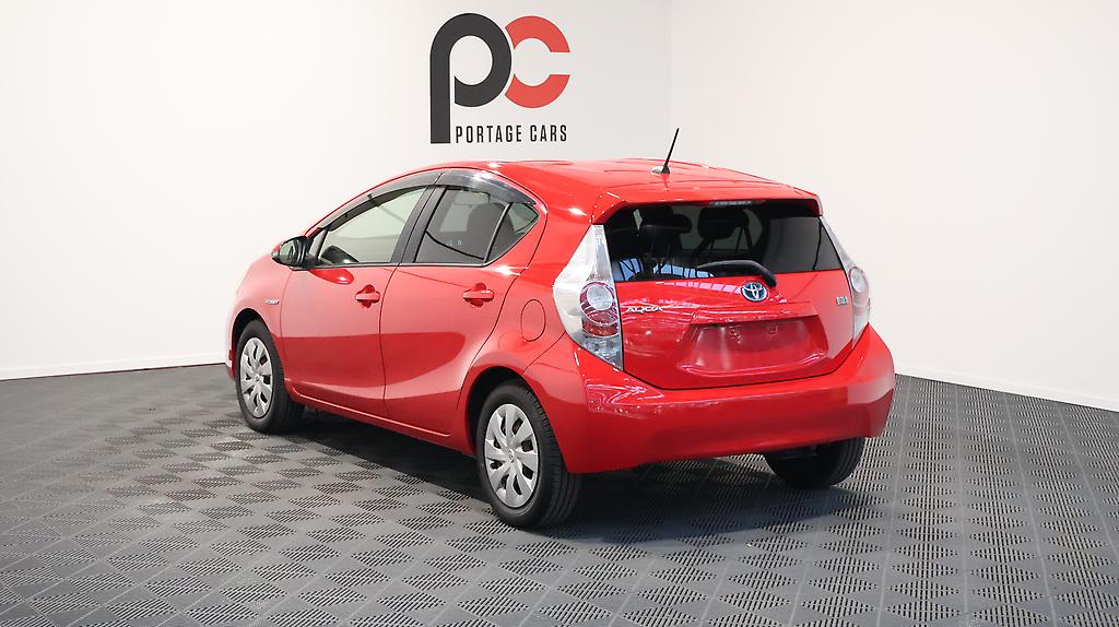 2012 Toyota Aqua Push Button Start – Hybrid image 326996