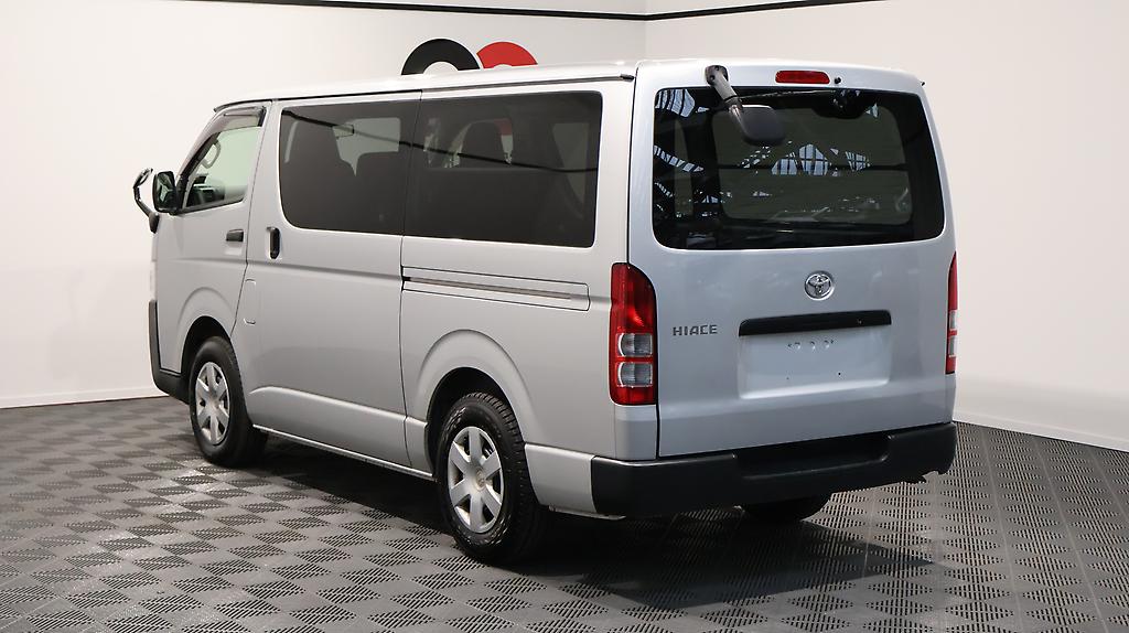 2021 Toyota Hiace image 324136