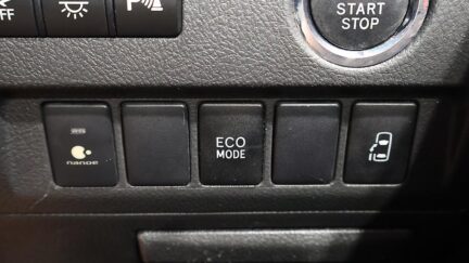 2012 Toyota Vellfire 2.4Z image 323745