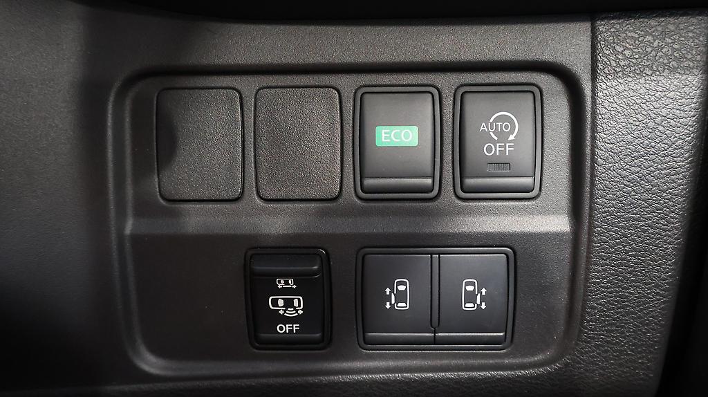 2017 Nissan Serena image 325025