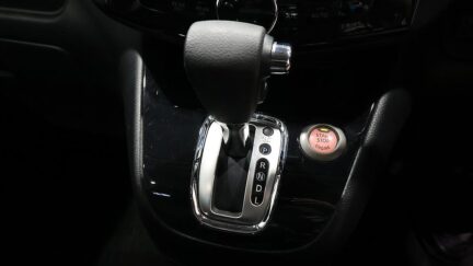 2012 Nissan Serena Hybrid Highway Star G S image 322810