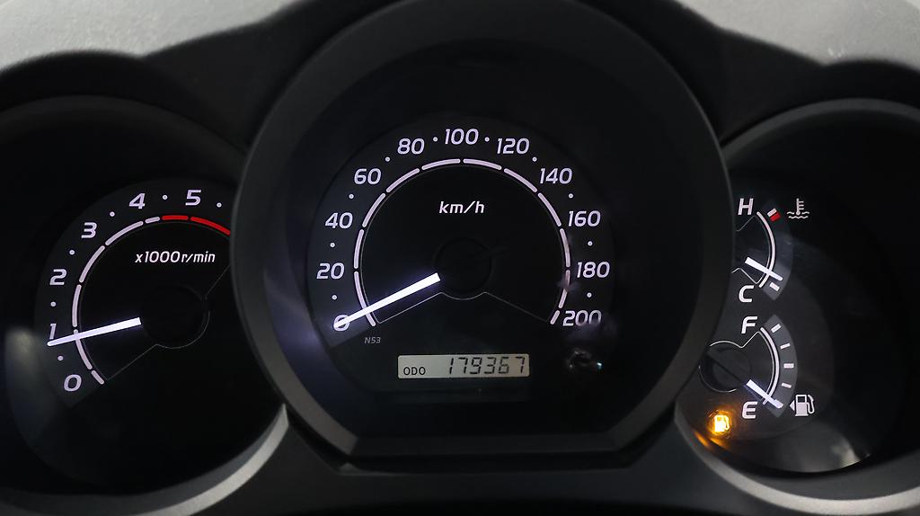 2010 Toyota Hilux 3.0TD 4WD DC 5M image 324079