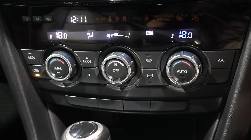 2013 Mazda Atenza 20S Wagon image 323808