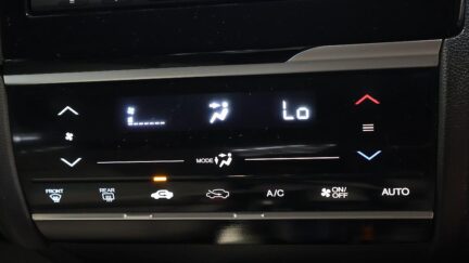 2014 Honda Fit Hybrid F Package image 324589