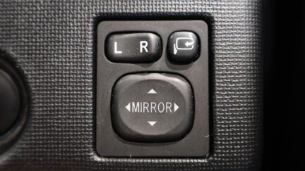 2012 Toyota Spade Alloy Wheels – Push Button Start image 326626