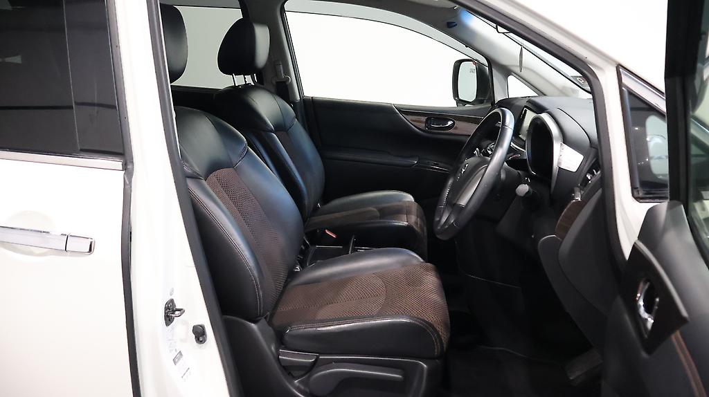 2012 Nissan Elgrand 2.5L Highway Star image 323989