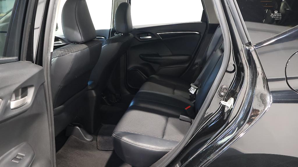 2013 Honda Fit Hybrid L Package image 321352