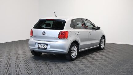 2010 Volkswagen Polo BLUETOOTH + REVERSE CAMERA image 324640