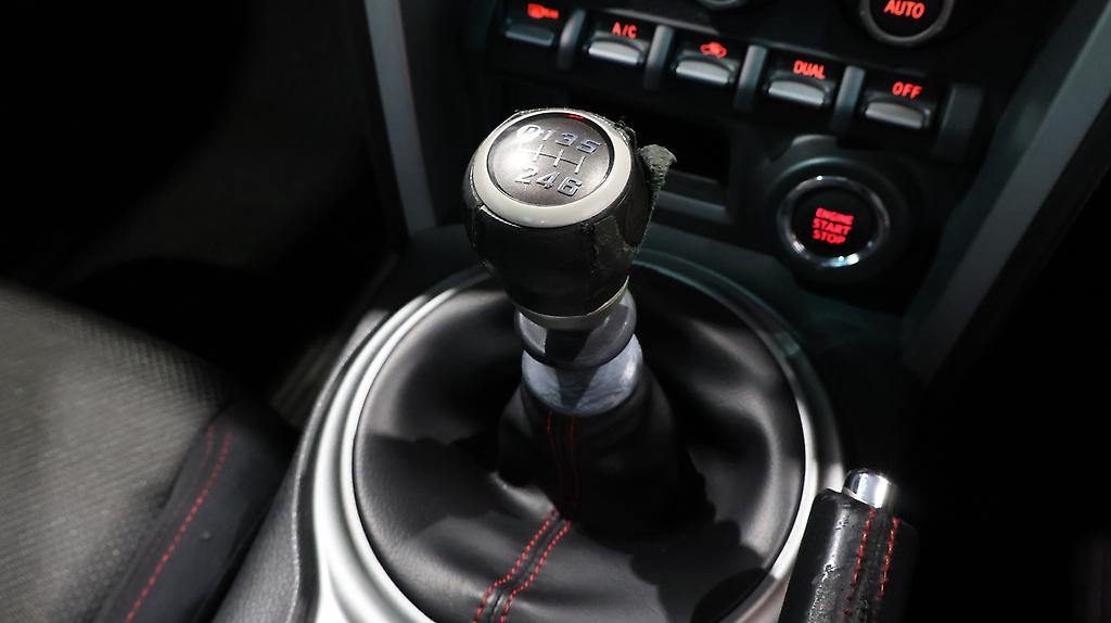 2013 Subaru Brz S – 6sp Manual image 324635