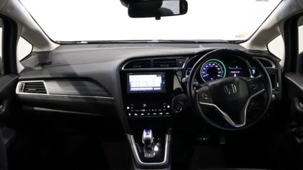 2016 Honda Shuttle Hybrid image 324531