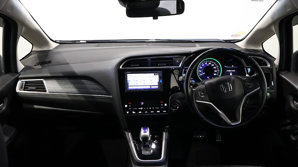 2016 Honda Shuttle Hybrid image 324531