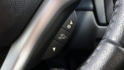 2013 Honda Fit Hybrid L Package image 321388