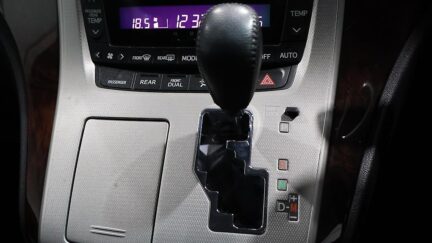 2012 Toyota Vellfire 2.4Z image 323743