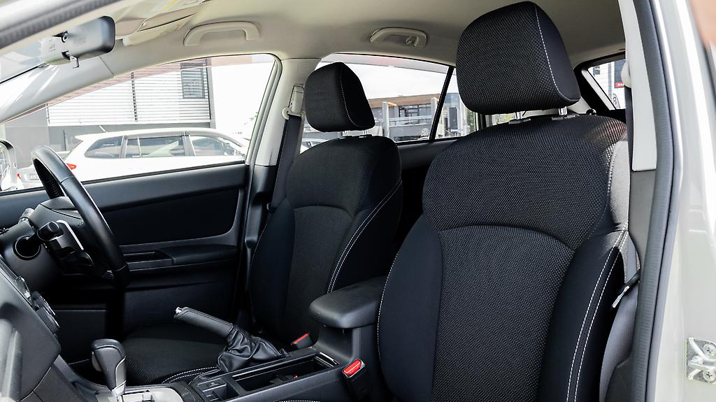 2013 Subaru Xv 2.0L Eyesight AWD , Roof rails image 323102