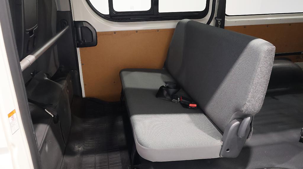 2019 Toyota Regius image 323423