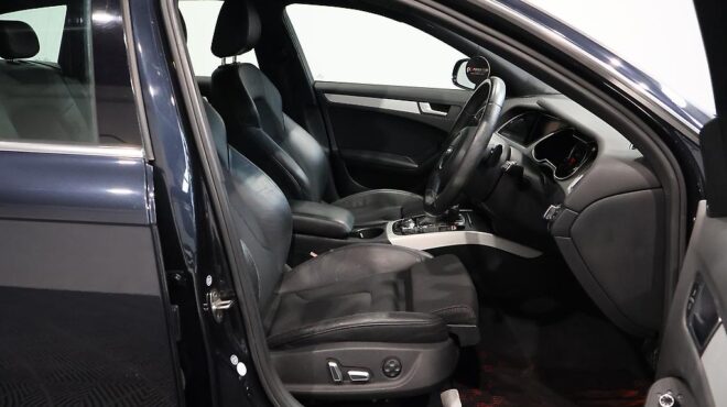 2013 Audi A4 Avant 2.0TFSI S-Line Package image 322374