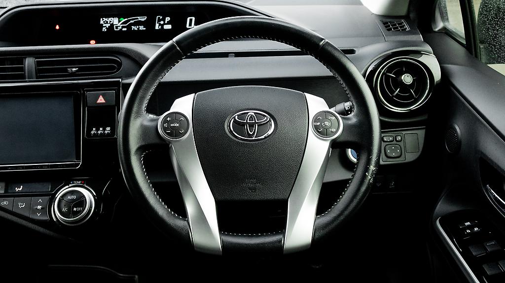 2014 Toyota Aqua X-Urban Body kit , Push start image 324910