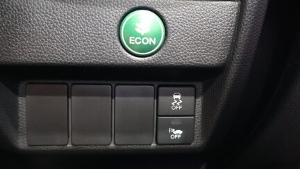 2013 Honda Fit Hybrid L Package image 323787