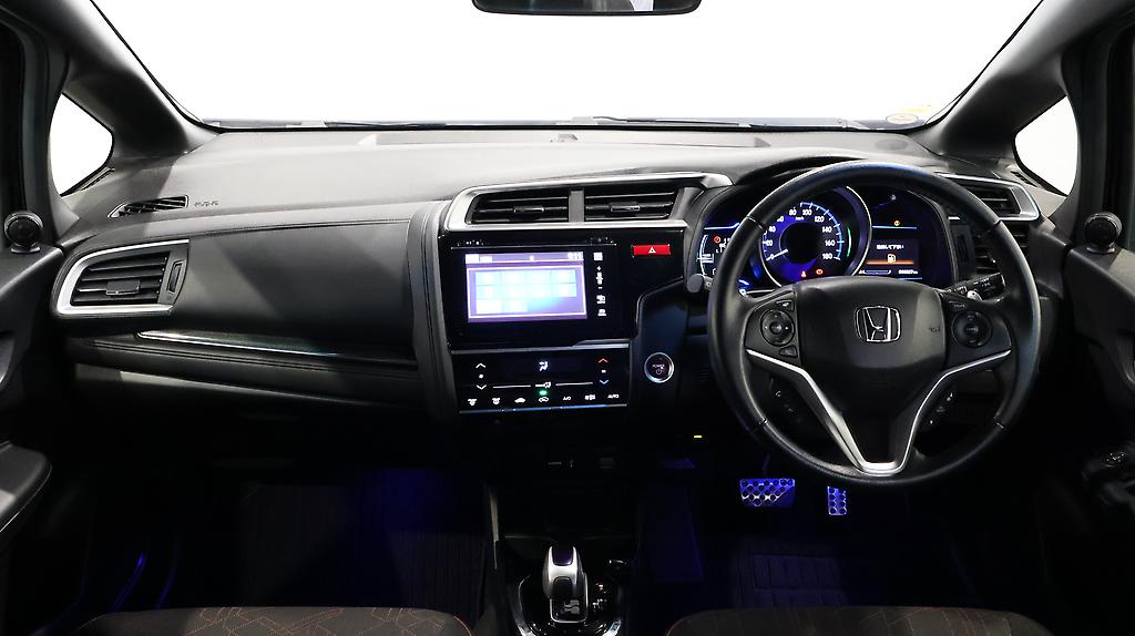 2015 Honda Fit Hybrid S Pkg image 325153