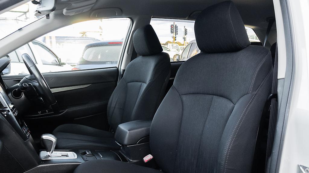 2012 Subaru Legacy 2.5i Touring wagon AWD image 326826