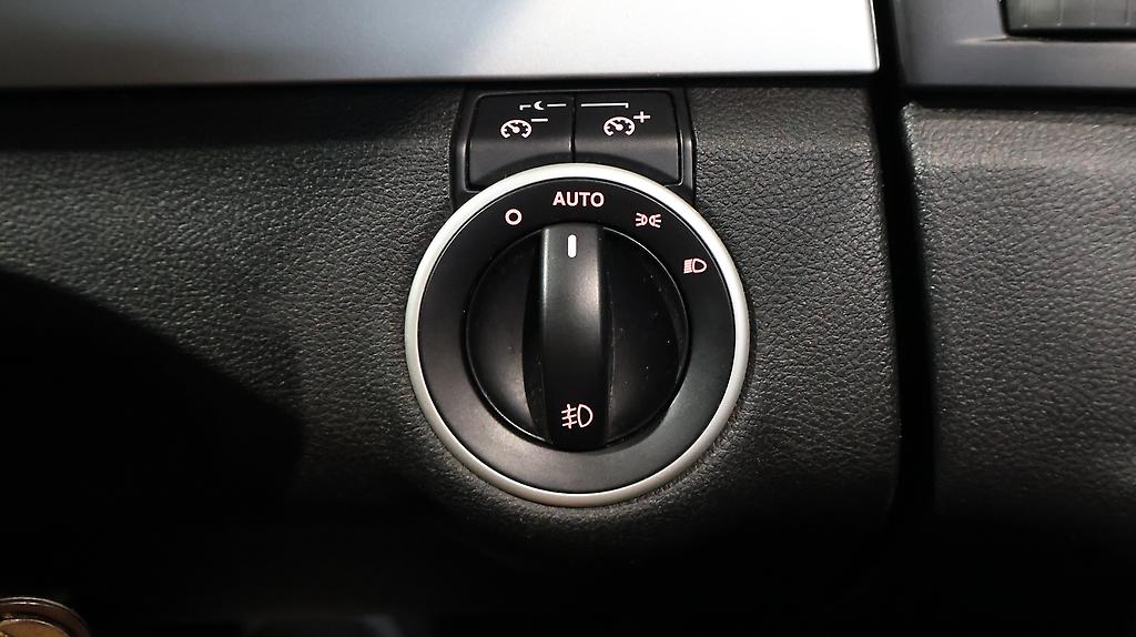 2008 Holden Commodore SV6 3.6P/5AT image 321562