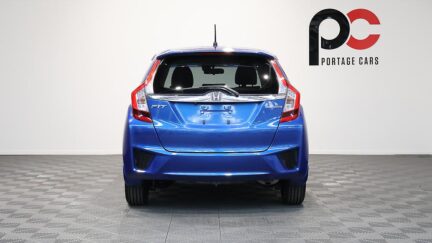 2014 Honda Fit Hybrid F Package image 324572