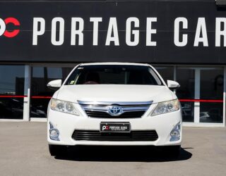 2013 Toyota Camry F hybrid , E seats, Push start image 322388