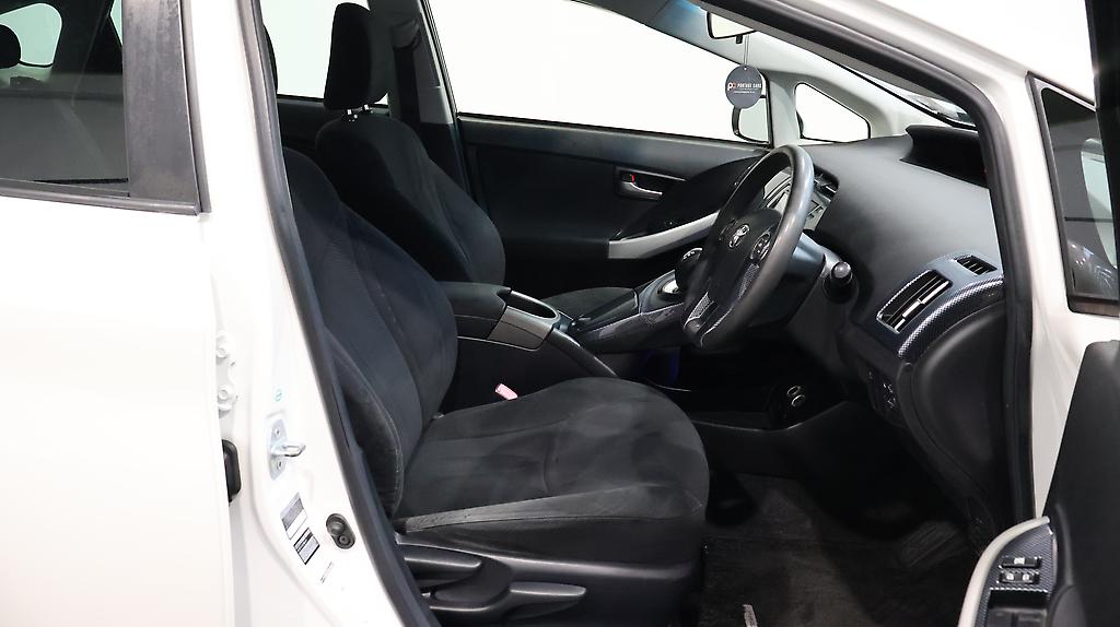 2012 Toyota Prius image 323031