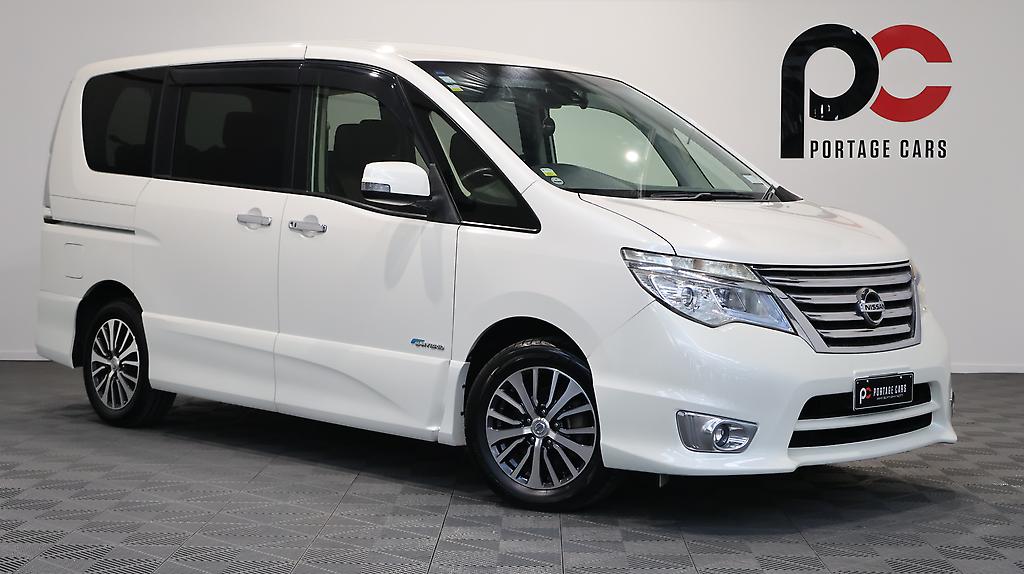 2014 Nissan Serena Highway Star S-Hybrid image 326468