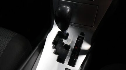 2014 Toyota Avensis Wagon image 325204